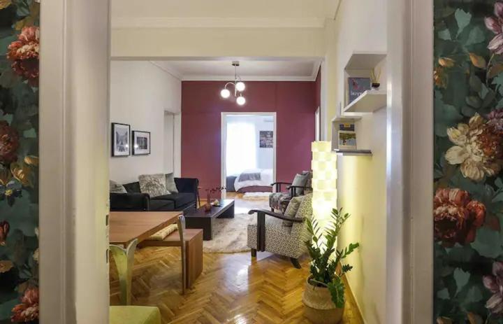 4 Travelers Apartment เทสซาโลนิกิ ภายนอก รูปภาพ